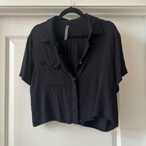 Emma Knudsen button down